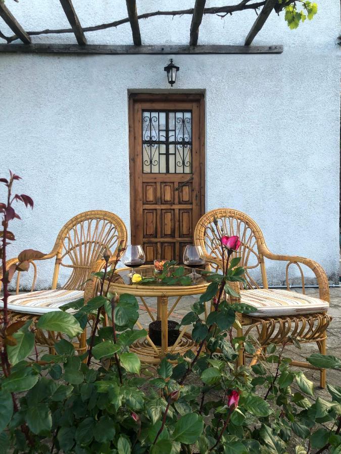 Timeless Apartment Mouresi Exterior photo